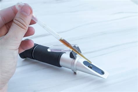 refractometer for oil testing|refractive index of olive oil.